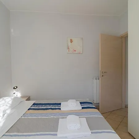 아파트 Casa Del Rio Holiday Flat 산레모